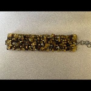 Women’s multi-bead bracelet (size displayed)